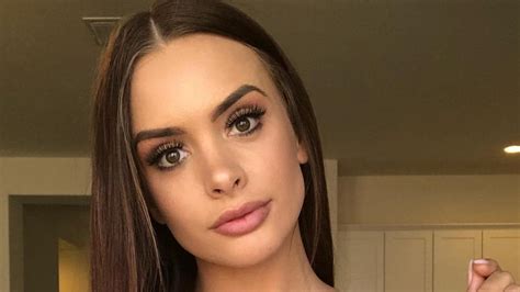 Model reveals odd requests she gets after posting OnlyFans。